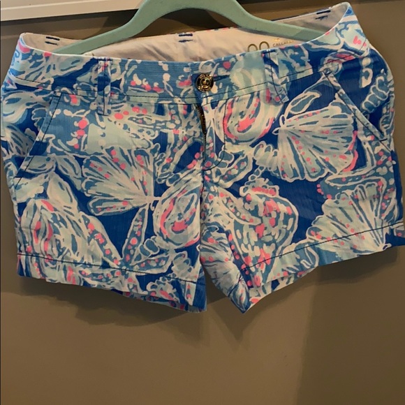 Lilly Pulitzer shorts - Picture 1 of 3